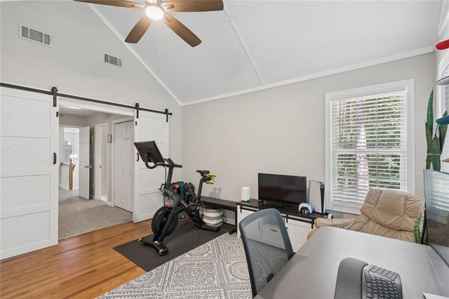 954 Wandering Vine Drive SE, Mableton, GA 30126