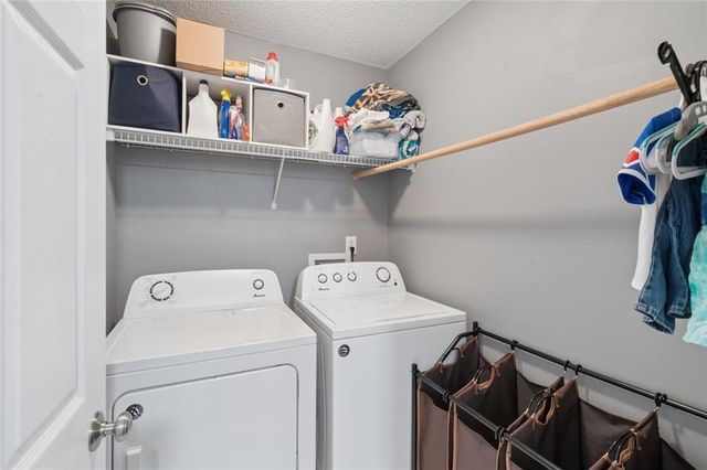 954 Wandering Vine Drive SE, Mableton, GA 30126