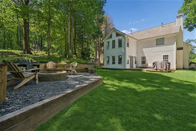 954 Wandering Vine Drive SE, Mableton, GA 30126