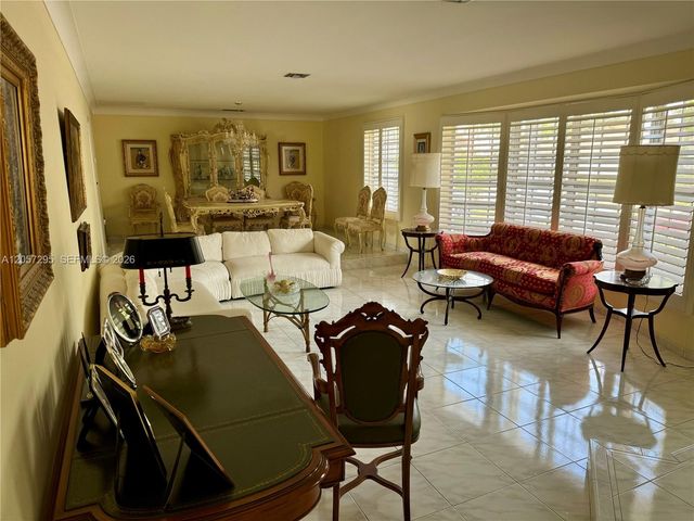 3440 NE 170th St, North Miami Beach, FL 33160