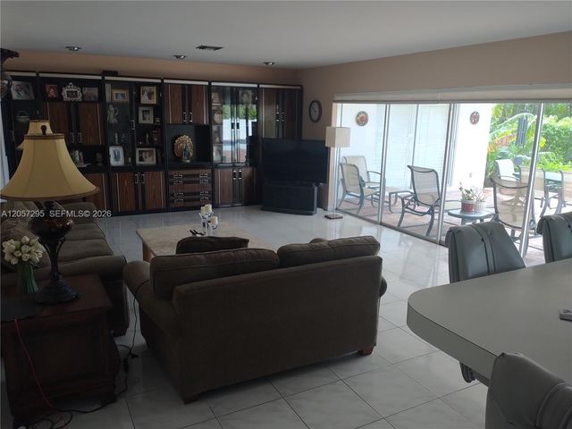 3440 NE 170th St, North Miami Beach, FL 33160