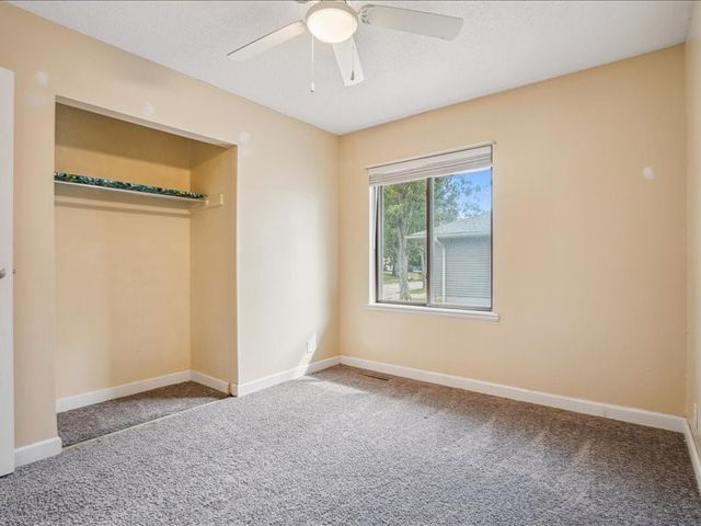 56 Julia Anne Drive NW, Cedar Rapids, IA 52405