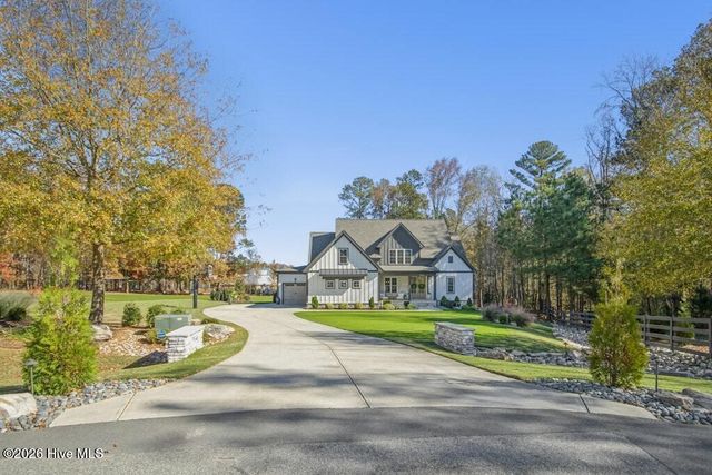 80 Paddocks Court, Zebulon, NC 27597