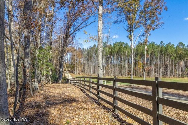 80 Paddocks Court, Zebulon, NC 27597