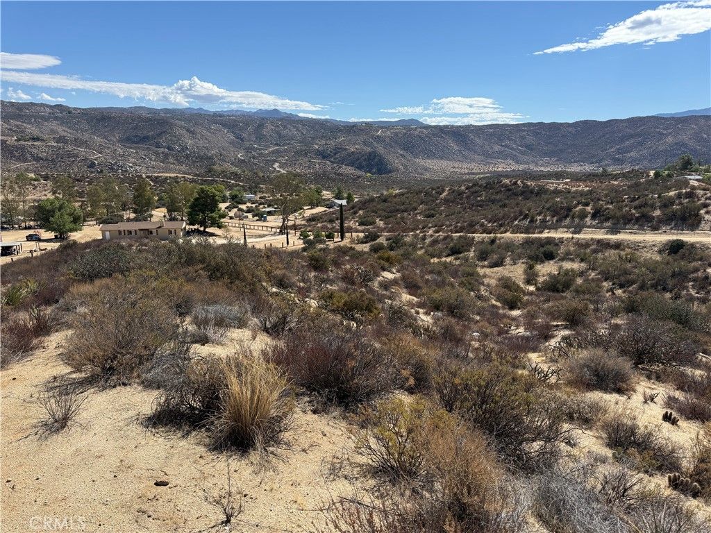5 Witten Dr, Aguanga, CA 92536 — exterior