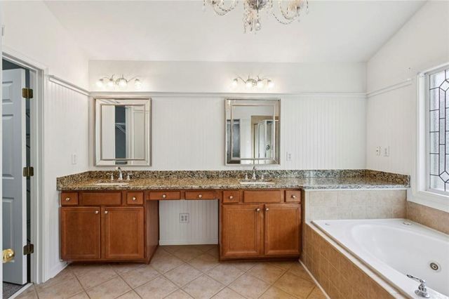 3737 Clear Lake Way, Acworth, GA 30101