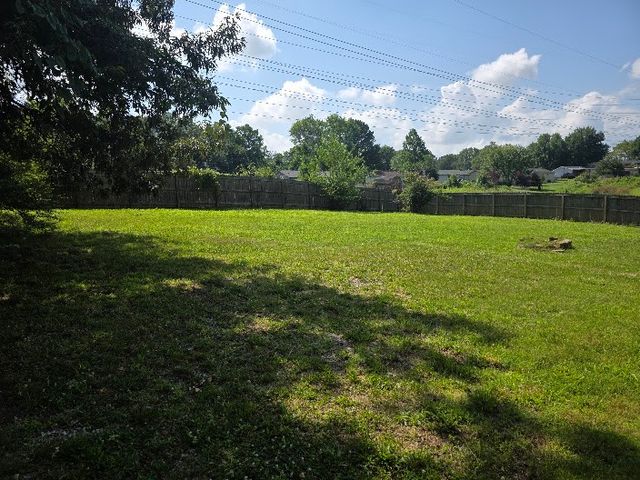 2819 Sparrow Dr, Clarksville, TN 37040