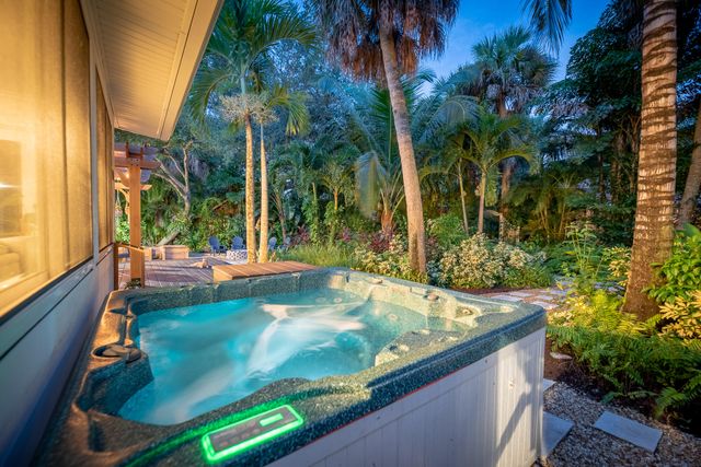 547 SW Riverview Street, Stuart, FL 34994