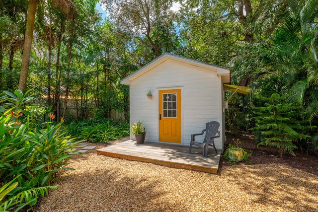 547 SW Riverview Street, Stuart, FL 34994