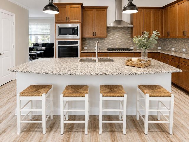 13928 SWALLOW HILL DRIVE, Lithia, FL 33547