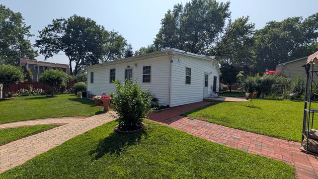10017 W Mawman Avenue, Beach Park, IL 60087