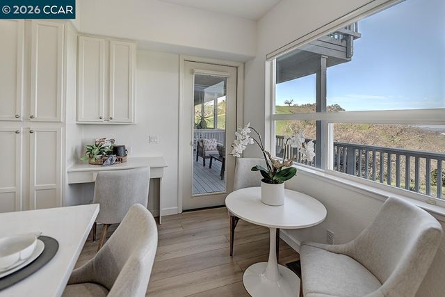 2816 Saklan Indian Dr, Walnut Creek, CA 94595