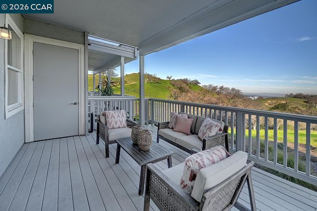 2816 Saklan Indian Dr, Walnut Creek, CA 94595