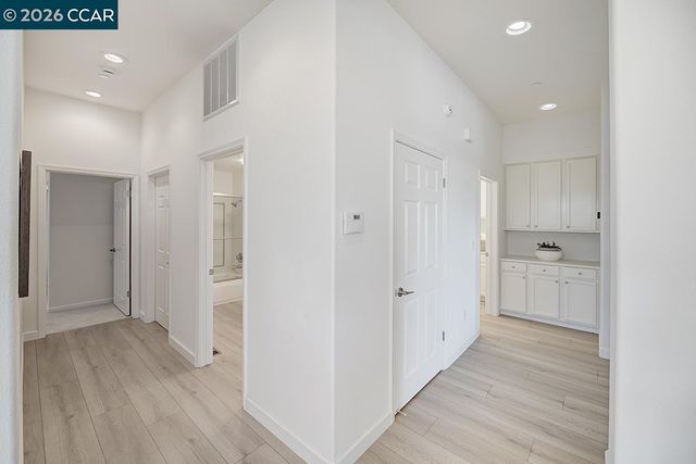 2816 Saklan Indian Dr, Walnut Creek, CA 94595