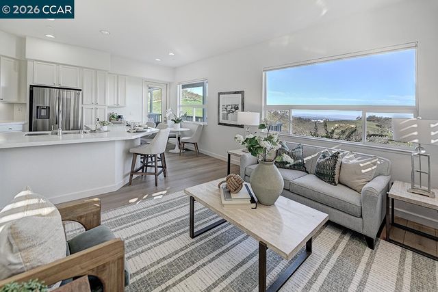 2816 Saklan Indian Dr, Walnut Creek, CA 94595