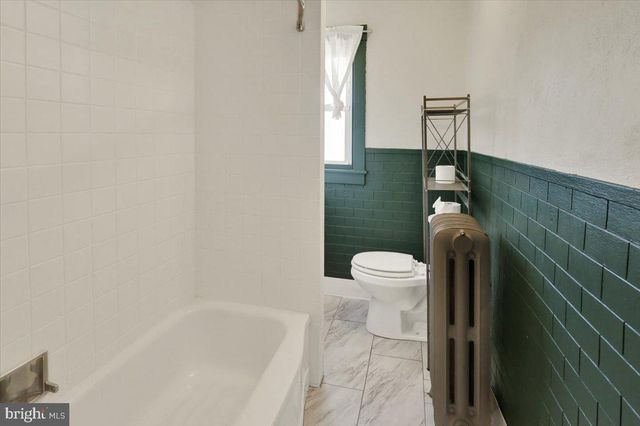 29 ARLINGTON ST, Reading, PA 19611