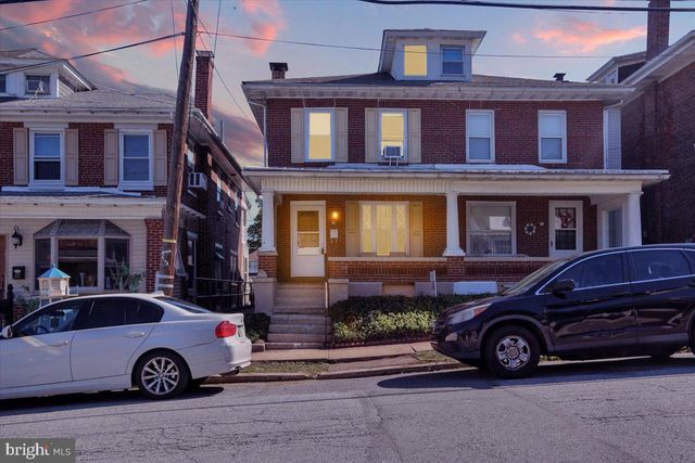 29 ARLINGTON ST, Reading, PA 19611
