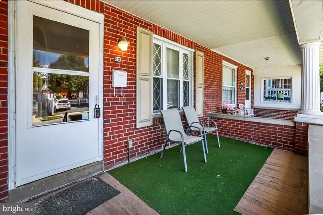 29 ARLINGTON ST, Reading, PA 19611