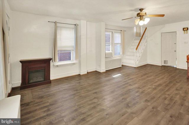 29 ARLINGTON ST, Reading, PA 19611