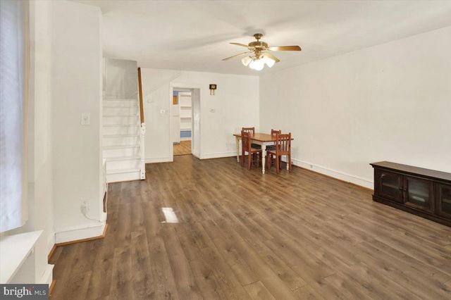 29 ARLINGTON ST, Reading, PA 19611