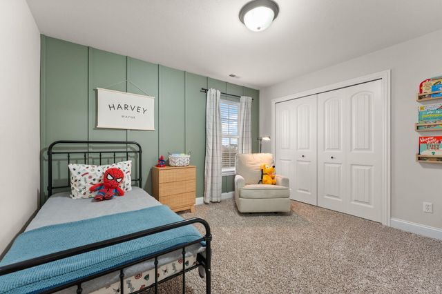 10148 Sentry Drive, St. John, IN 46373