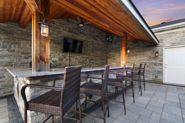 10148 Sentry Drive, St. John, IN 46373