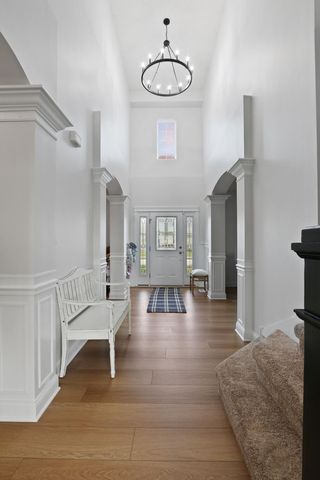 10148 Sentry Drive, St. John, IN 46373