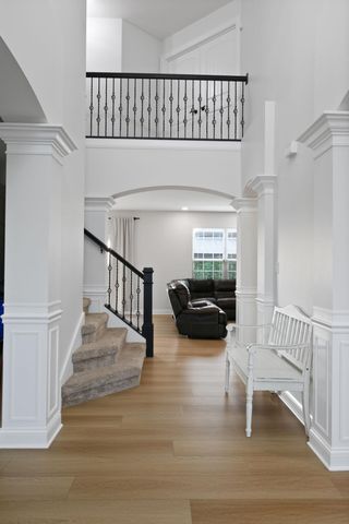 10148 Sentry Drive, St. John, IN 46373