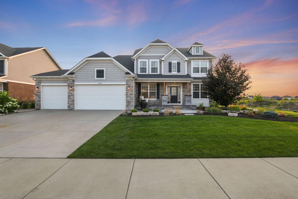10148 Sentry Drive, St. John, IN 46373