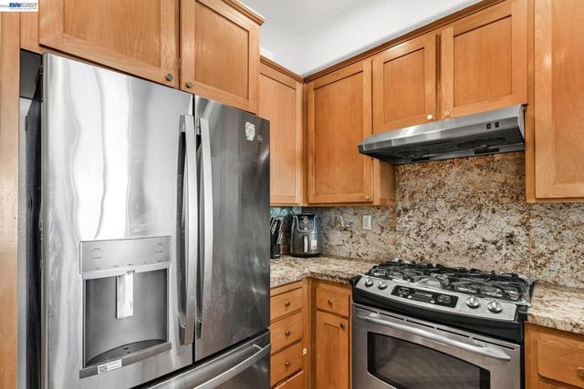 6003 Old Quarry Loop, Oakland, CA 94605