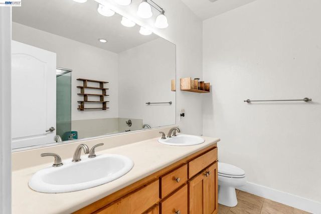 6003 Old Quarry Loop, Oakland, CA 94605