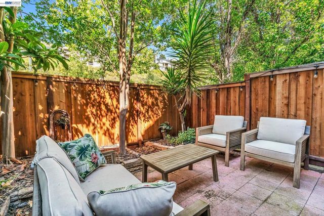 6003 Old Quarry Loop, Oakland, CA 94605