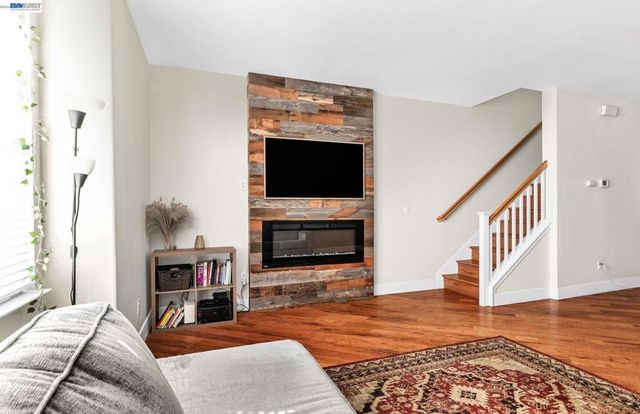 6003 Old Quarry Loop, Oakland, CA 94605