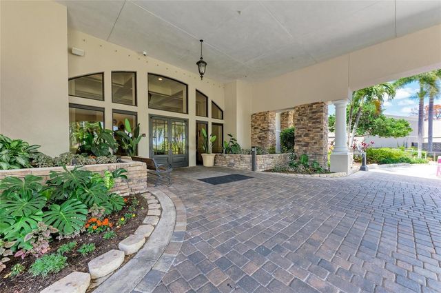 5320 HYLAND HILLS AVENUE 2218, Sarasota, FL 34241
