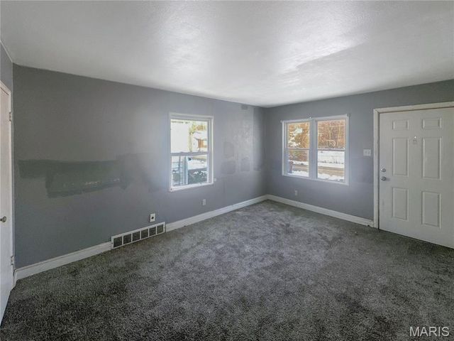 915 Maurice Avenue, Ferguson, MO 63135