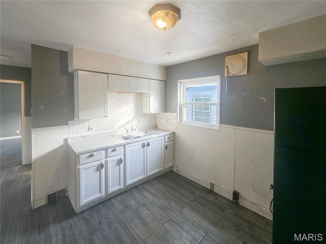 915 Maurice Avenue, Ferguson, MO 63135