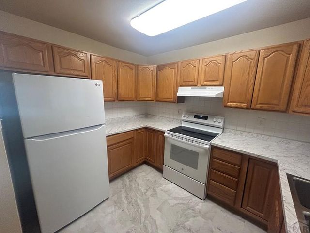 45 Louis Nelson Rd, Pueblo, CO 81001