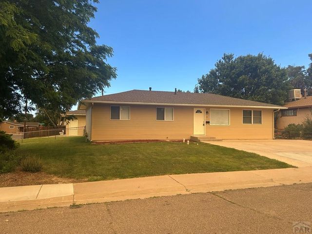 45 Louis Nelson Rd, Pueblo, CO 81001