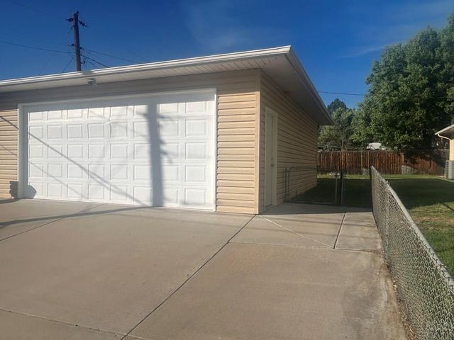 45 Louis Nelson Rd, Pueblo, CO 81001