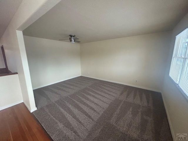 45 Louis Nelson Rd, Pueblo, CO 81001