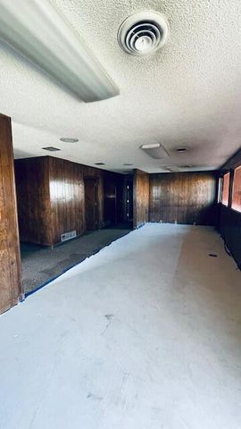 1776 Washburn Way, Klamath Falls, OR 97603