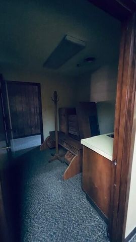 1776 Washburn Way, Klamath Falls, OR 97603