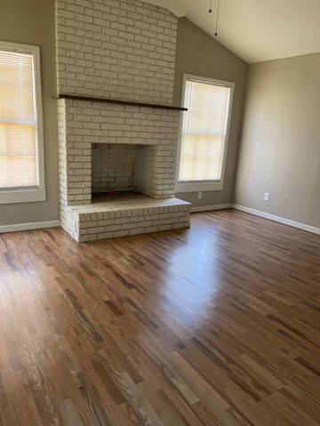 3011 32nd Street, Lubbock, TX 79410