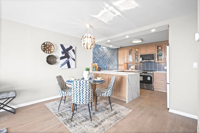 6007 N Sheridan Road 23G, Chicago, IL 60660