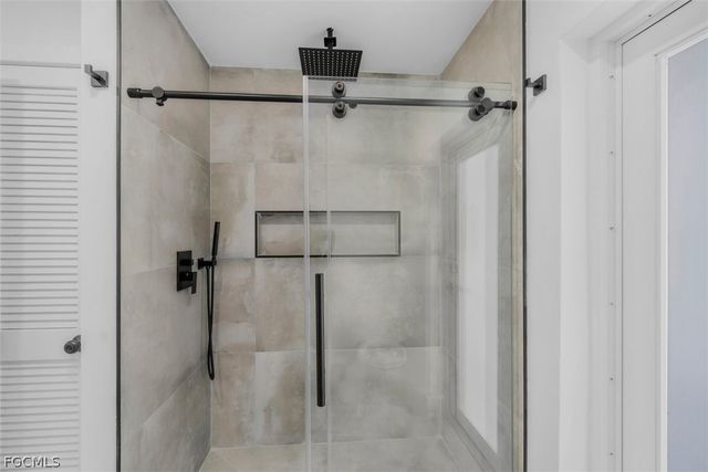 4625 Forest Glen DR, North Fort Myers, FL 33903