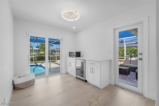 4625 Forest Glen DR, North Fort Myers, FL 33903