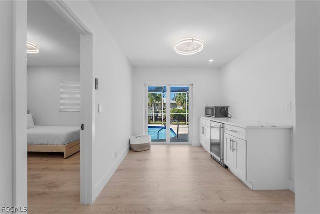 4625 Forest Glen DR, North Fort Myers, FL 33903