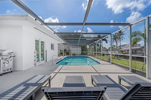 4625 Forest Glen DR, North Fort Myers, FL 33903