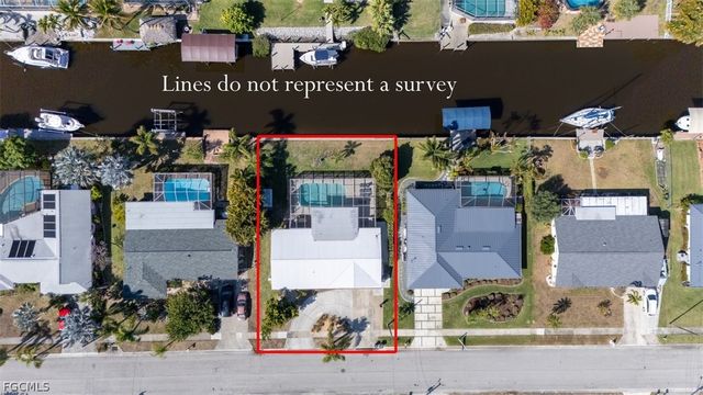 4625 Forest Glen DR, North Fort Myers, FL 33903