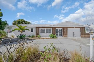 4625 Forest Glen DR, North Fort Myers, FL 33903